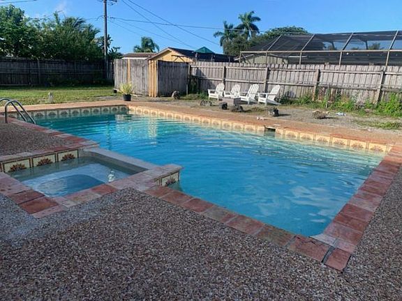 5th image of 3093 Pinehurst Dr
