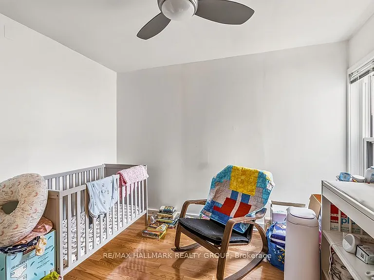 439 Kent St — Photo 29