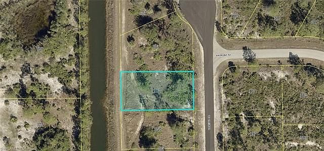 2nd image of 449 Vanetta Dr