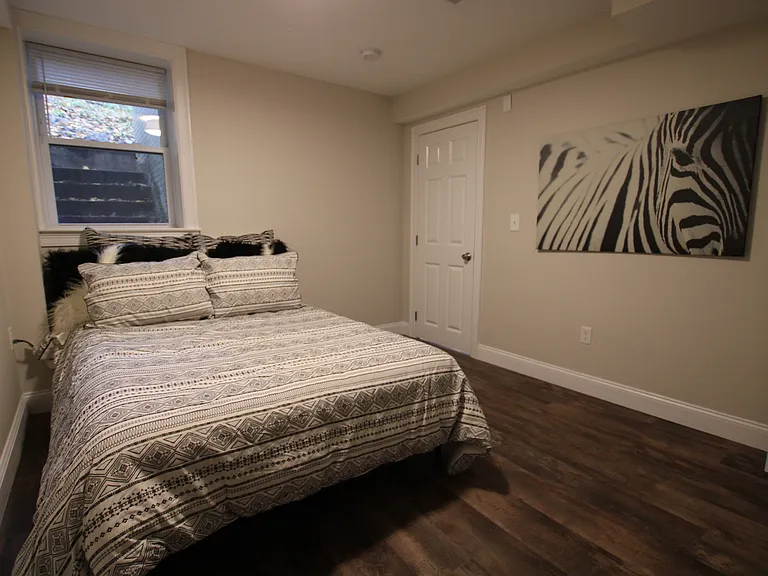59 Strathmore Rd #1 — Photo 41