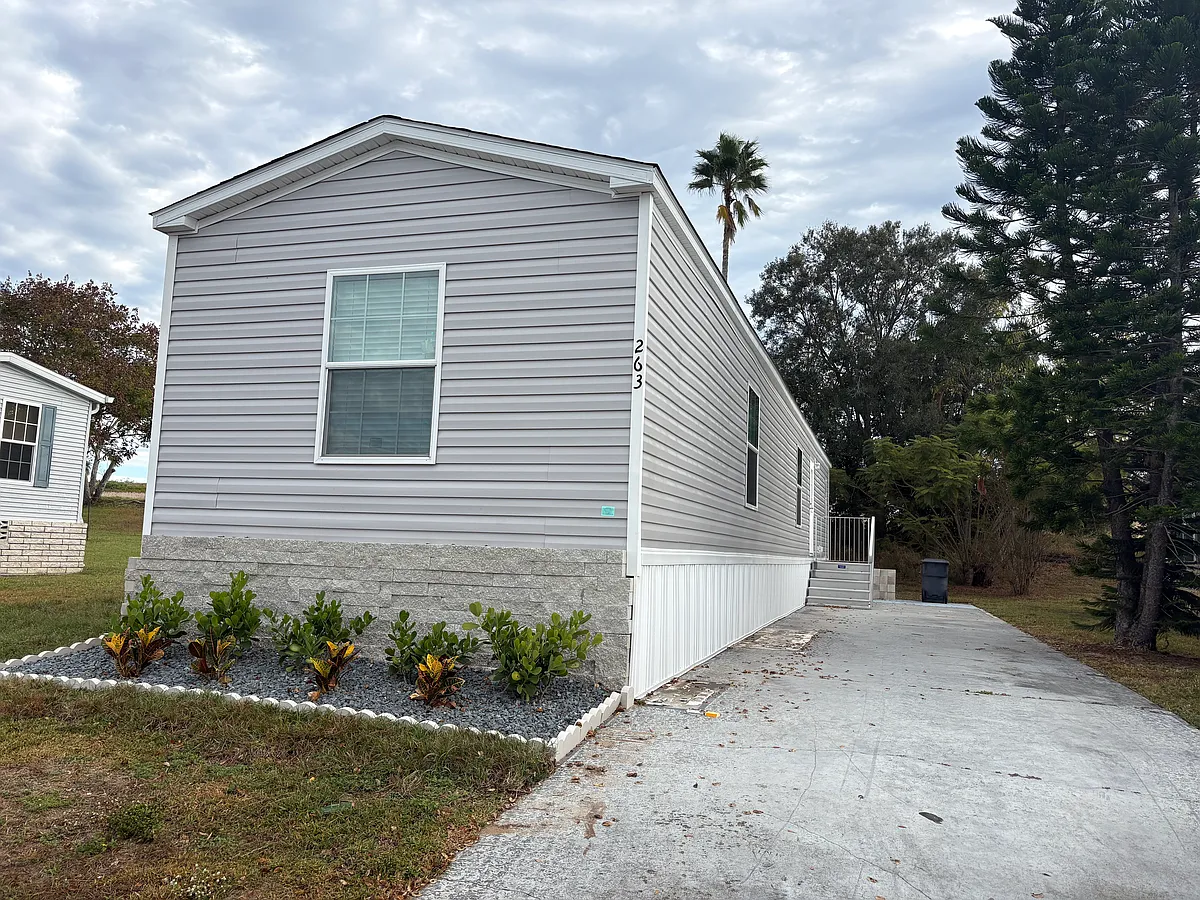 Building Photo - 263 Edgewood Blvd