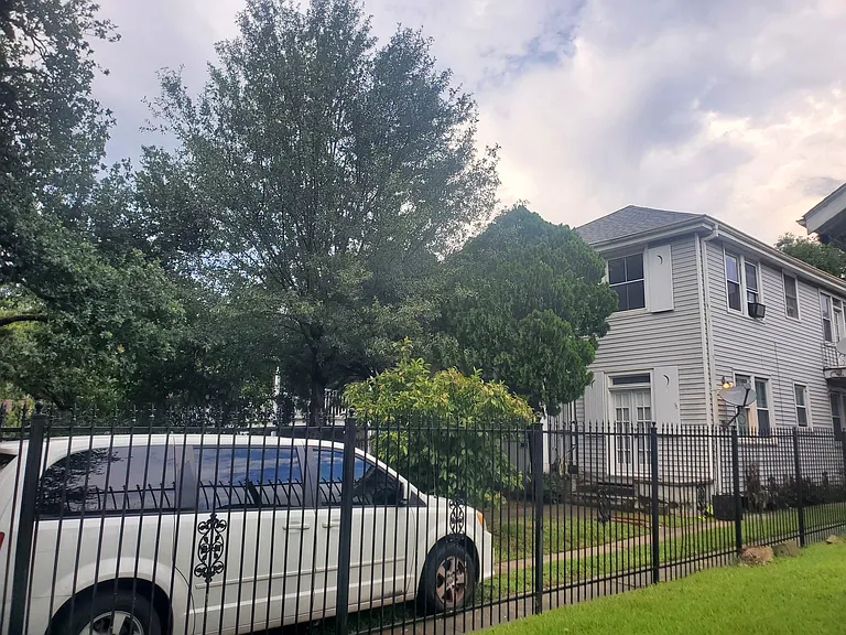 3037 Louisiana Avenue Pkwy — Photo 9