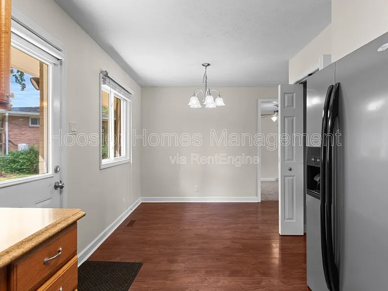 1160 Birnam Woods Trl — Photo 4