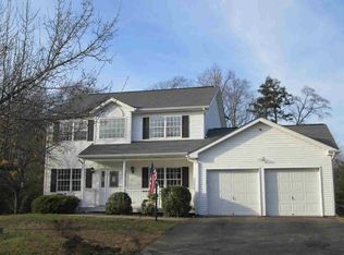 14 Sycamore Way, Poughkeepsie, NY 12603