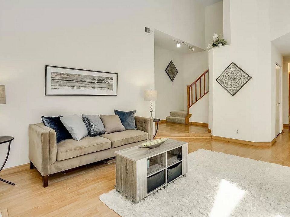 1st image of 5307 Borneo Cir