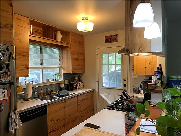 5th image of 8101 Rockwood Ln