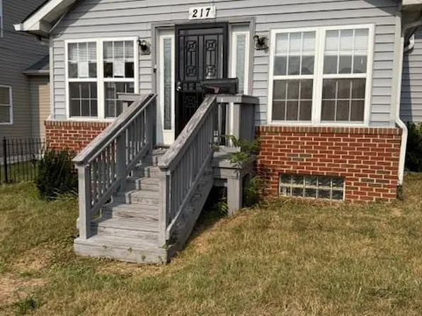 217 Maryland Park Dr, Capitol Heights, MD 20743