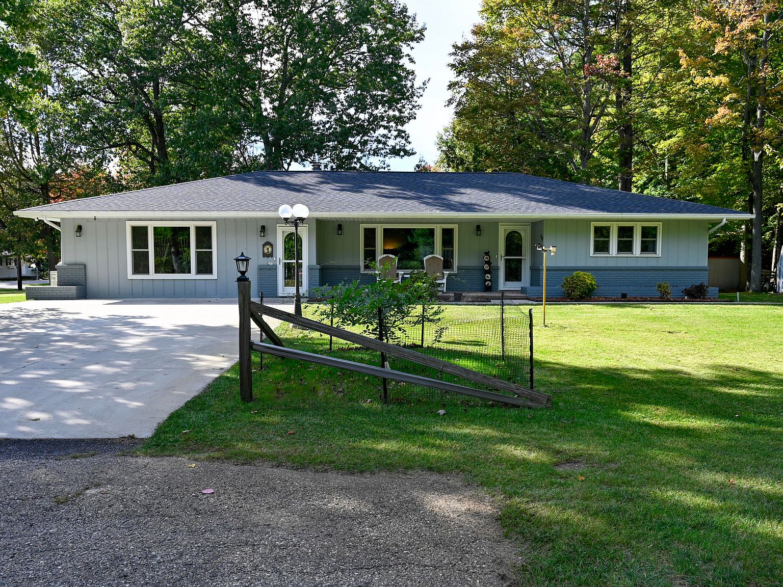 1101 Wadsworth St, East Tawas, MI 48730 MLS 23138296 Zillow