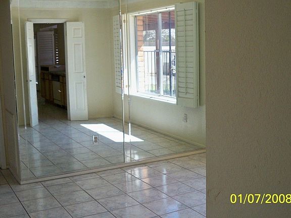 4th image of 5813 W Sunnyslope Ln