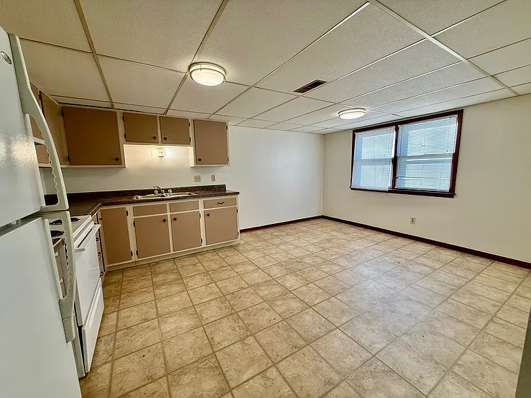 814 Cedar River Dr NW #A — Photo 2
