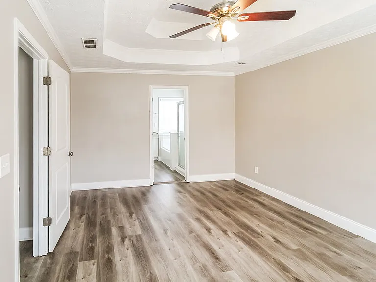 110 Rosewood Cir — Photo 13