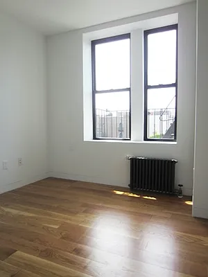 Rented by City Connections Realty | media 15