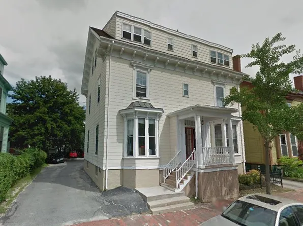 291 Spring St APT 4, Portland, ME 04102