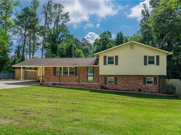 5 Tennessee Ave, Phenix City, AL 36869