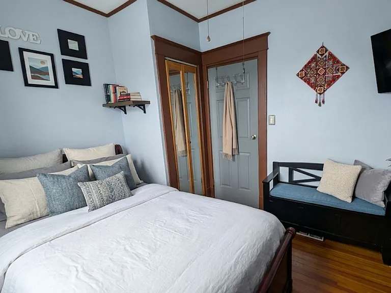 166 Morton Ave #3 — Photo 9