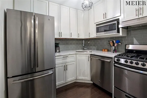 Sold by MEIER | media 2
