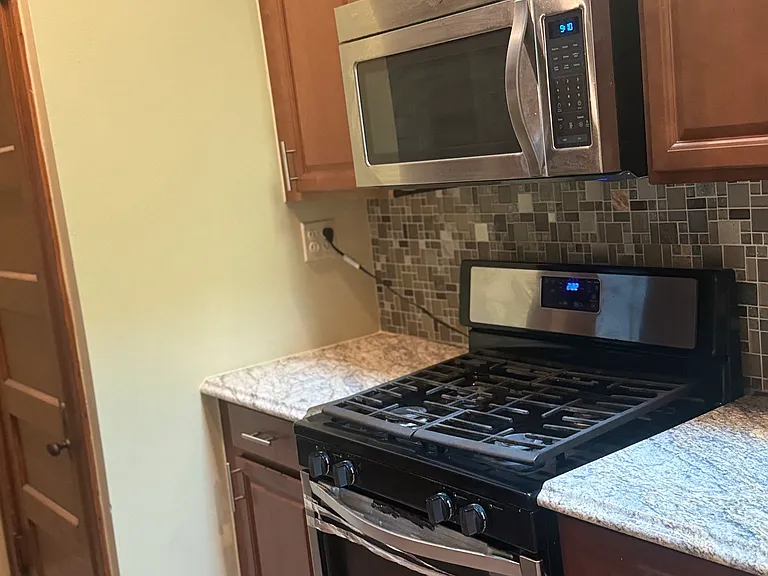 upper kitchen