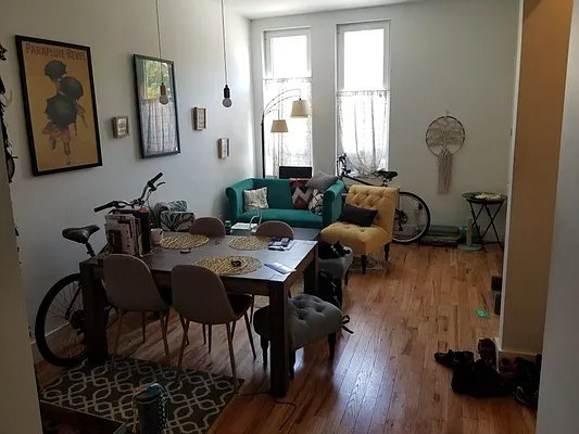 Rented by Rentopia | media 21