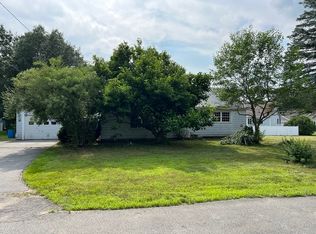 40 Palermo St, Methuen, MA 01844