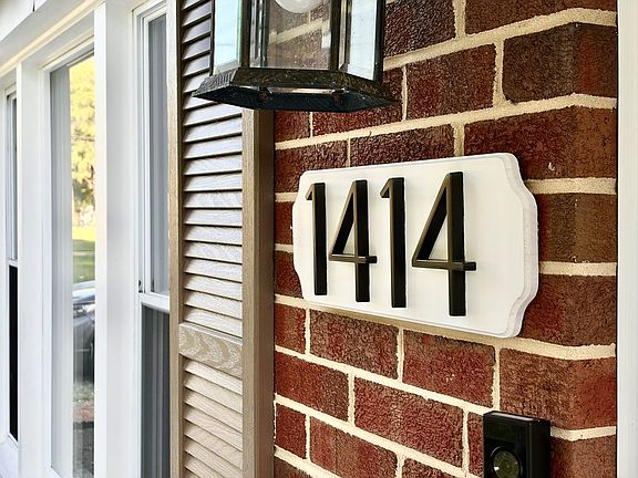 4th image of 1414 Berry Hill Rd
