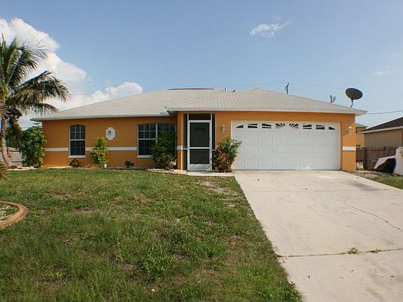 2nd image of 1302 SW 34th Ter