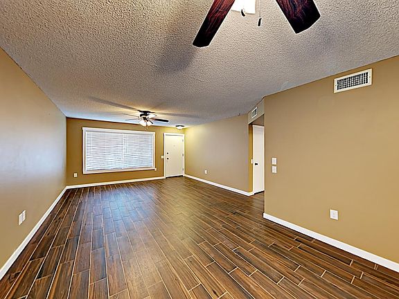5th image of 18805 N 104th Dr