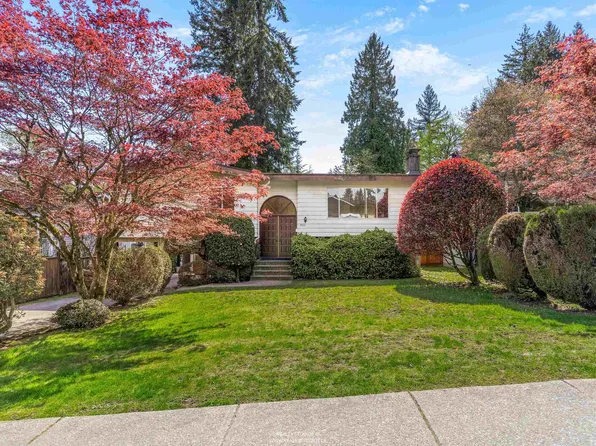 2553 Bendale Rd, North Vancouver, BC V7H 1G6