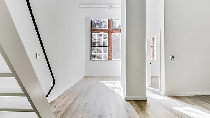 Rented by Nooklyn NYC LLC | media 39