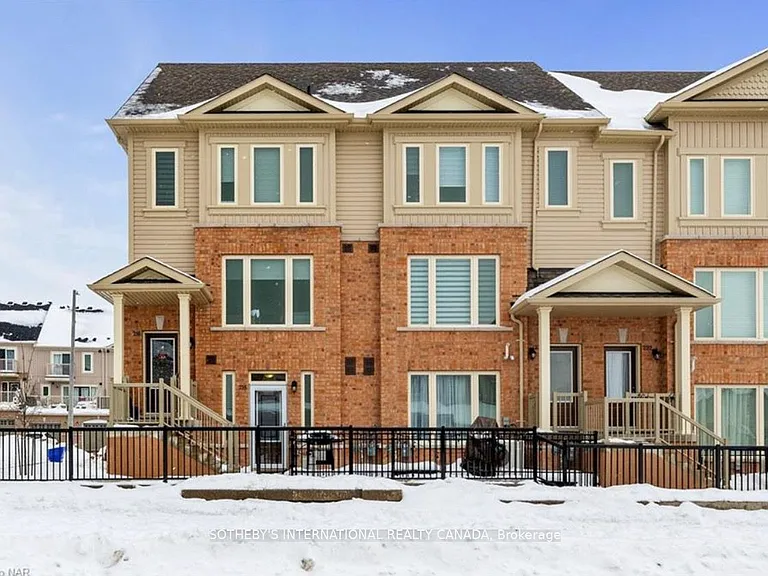 218 Law Dr — Photo 4