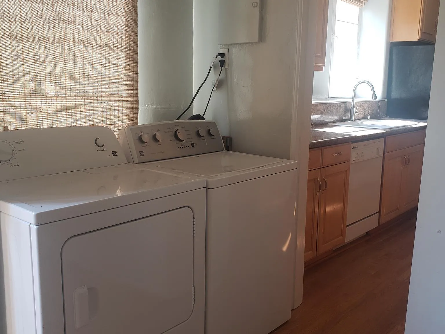 3 bed, 2000 sqft, $5,300 — Photo 4