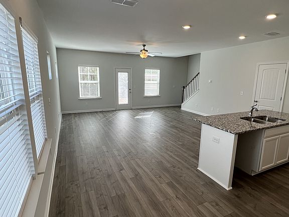 3rd image of 5715 Dockside Dr #L-53