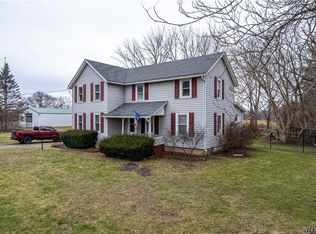 6509 Wick Rd, Lockport, NY 14094