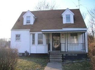 9901 Auburn St, Detroit, MI 48228