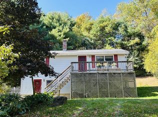 263 Old Chesterfield Rd, Hinsdale, NH 03451