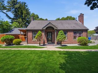 958 Parker St, Springfield, MA 01129