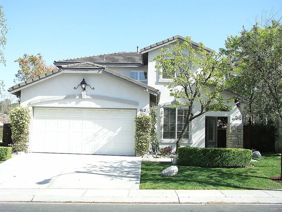 1st image of 412 Fallbrook Ave