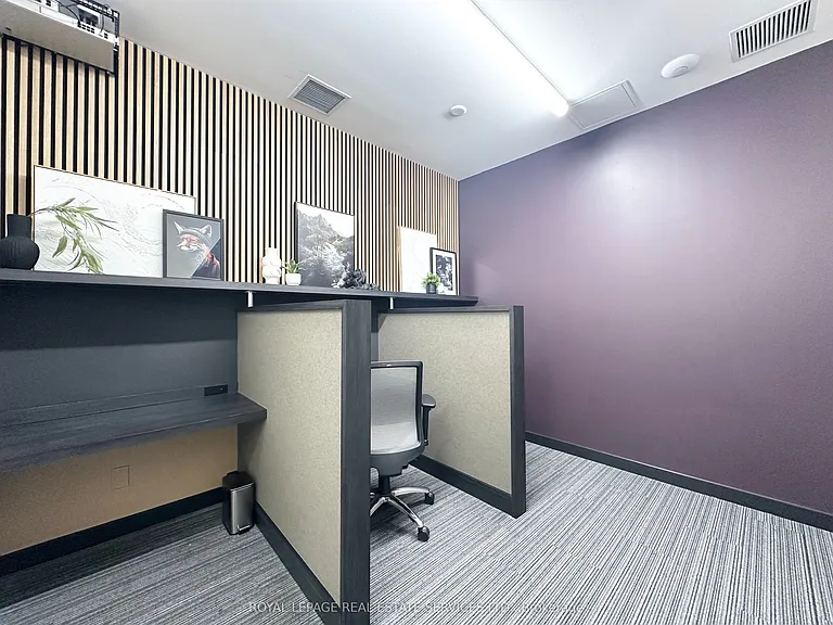 3385 Dundas St W #301 — Photo 21