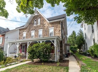 94 S Clinton St, Doylestown, PA 18901