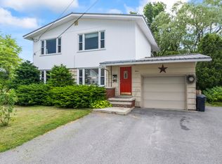 12 Stewart St, Lewiston, ME 04240