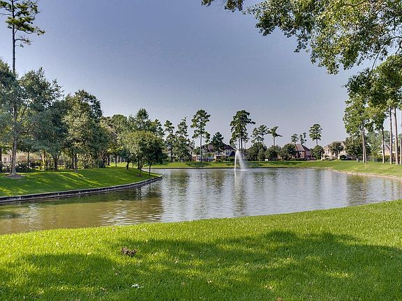 5th image of 16007 Diamond Rock Dr