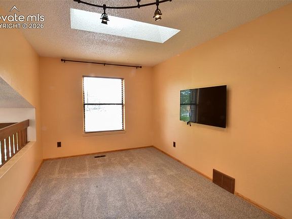 5th image of 5590 Country Heights Ct