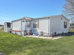 58 Hazel Ln, New Oxford, PA 17350