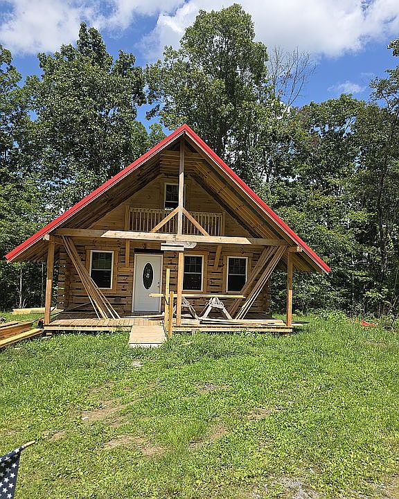 10th image of 464 Deepwoods Trl