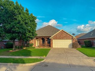 602 Cliffmere Dr, Arlington, TX 76002