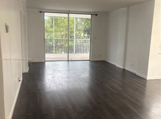 Eastern Shores White Hous, North Miami Beach, FL 33160