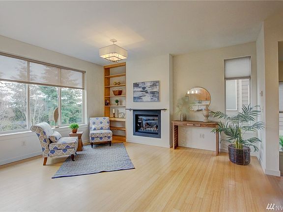 4th image of 3054 Banks Ln SW