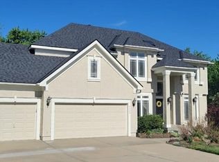 7105 Noland Rd, Shawnee, KS 66216
