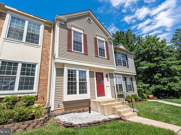 2nd image of 12114 Wedgeway Pl