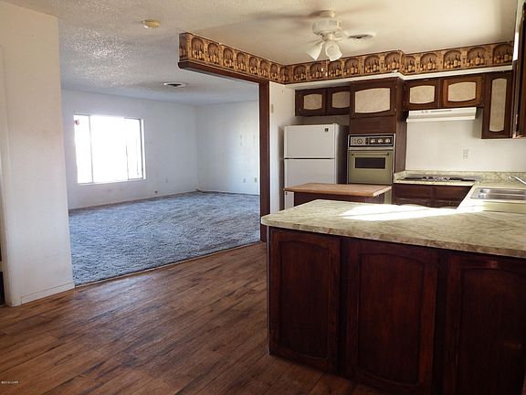 5th image of 1208 W 9th St