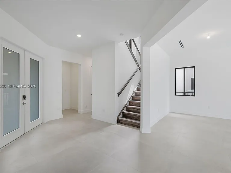 19670 NE 14th Ct — Photo 11